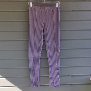 Grey Pleated Leggings with Exposed Stitching